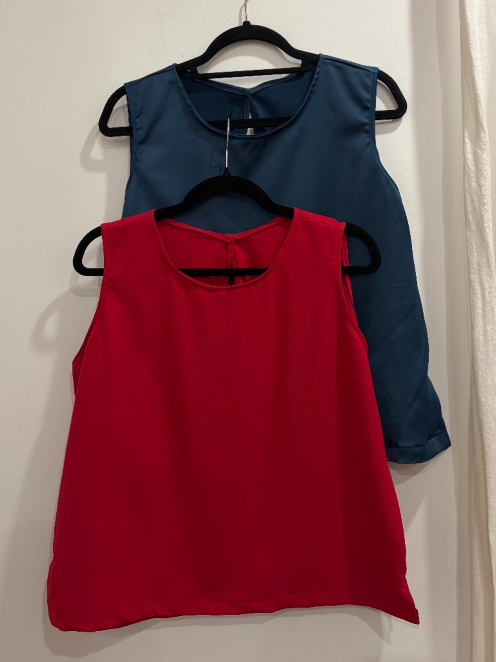 BUNDLE: Women's Red & Blue Sleeveless Blouse (Size M/L)